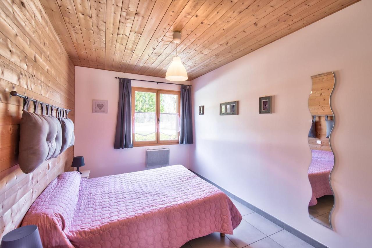 Chalet De Charme - Le Martinet Ney Exterior foto